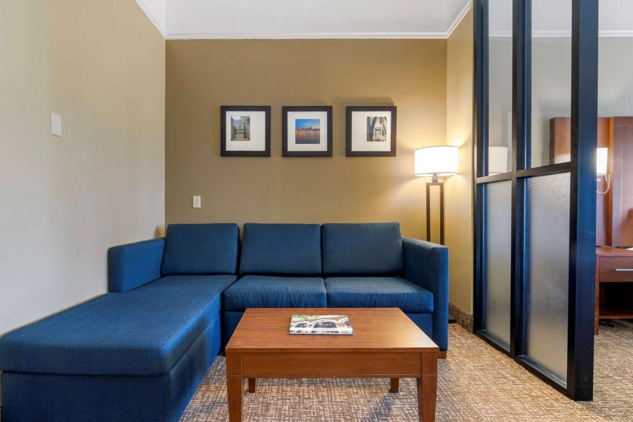 Hotel Comfort Savannah North